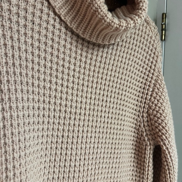 Ted Baker Tan Chunky Waffle Knit Turtleneck Balloon Sleeve Sweater size is S - Picture 3 of 12